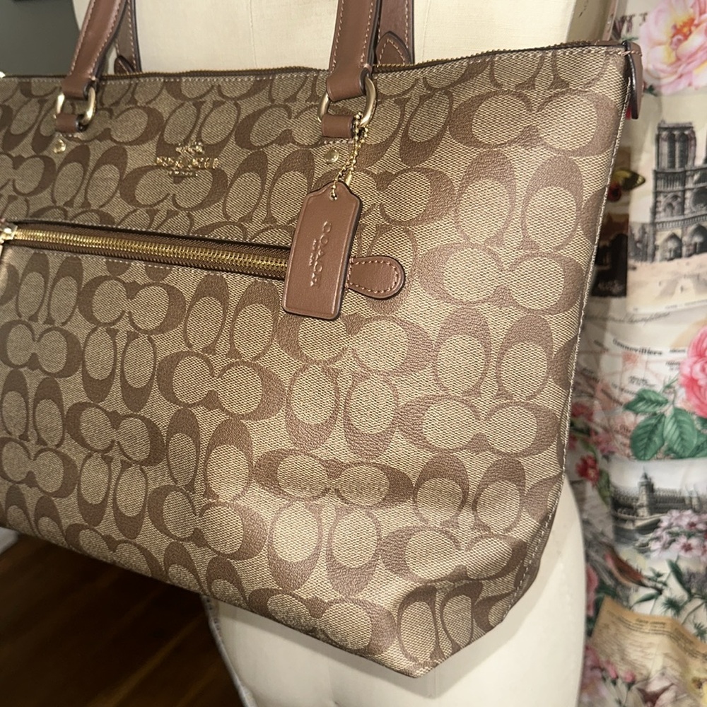 Coach F79609 Signature Tote Bag for Women X& 2 matching wallets - Picture 5 of 16